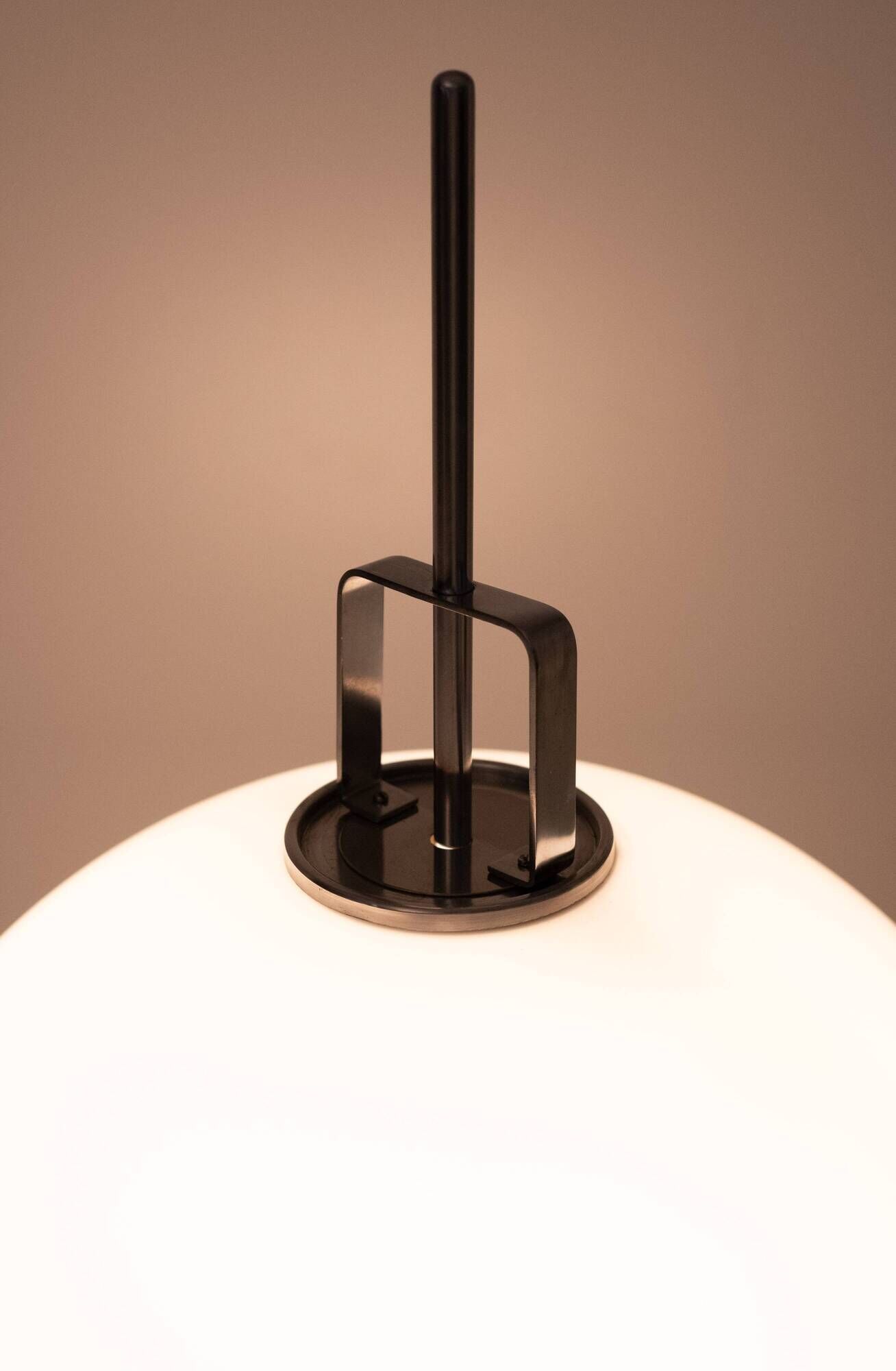 "Lucerna" floor lamp in chrome-plated steel by Harvey Guzzini for Meblo 196