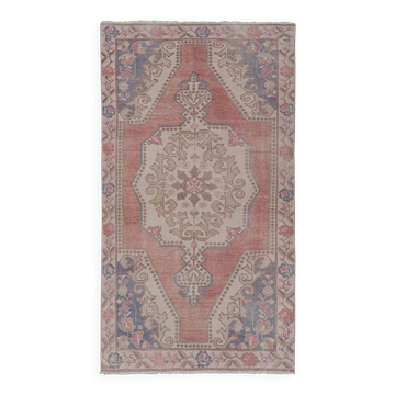 Vintage handmade Turkish rug 135x225 cm