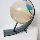 Illuminated terrestrial globe by Nova Rico Florence 1969