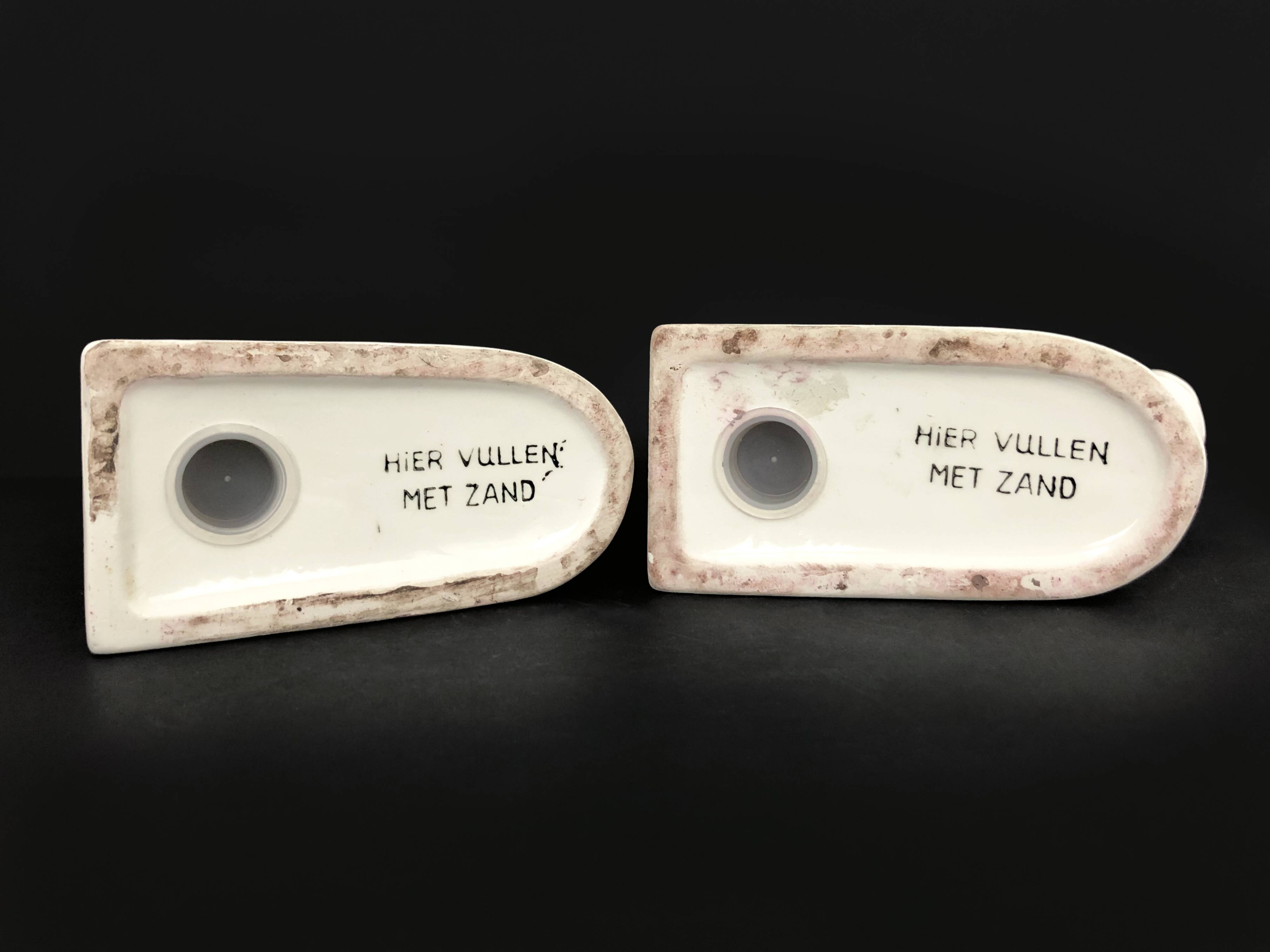 Pair of vintage white ceramic weighted horse bookends. 80 years