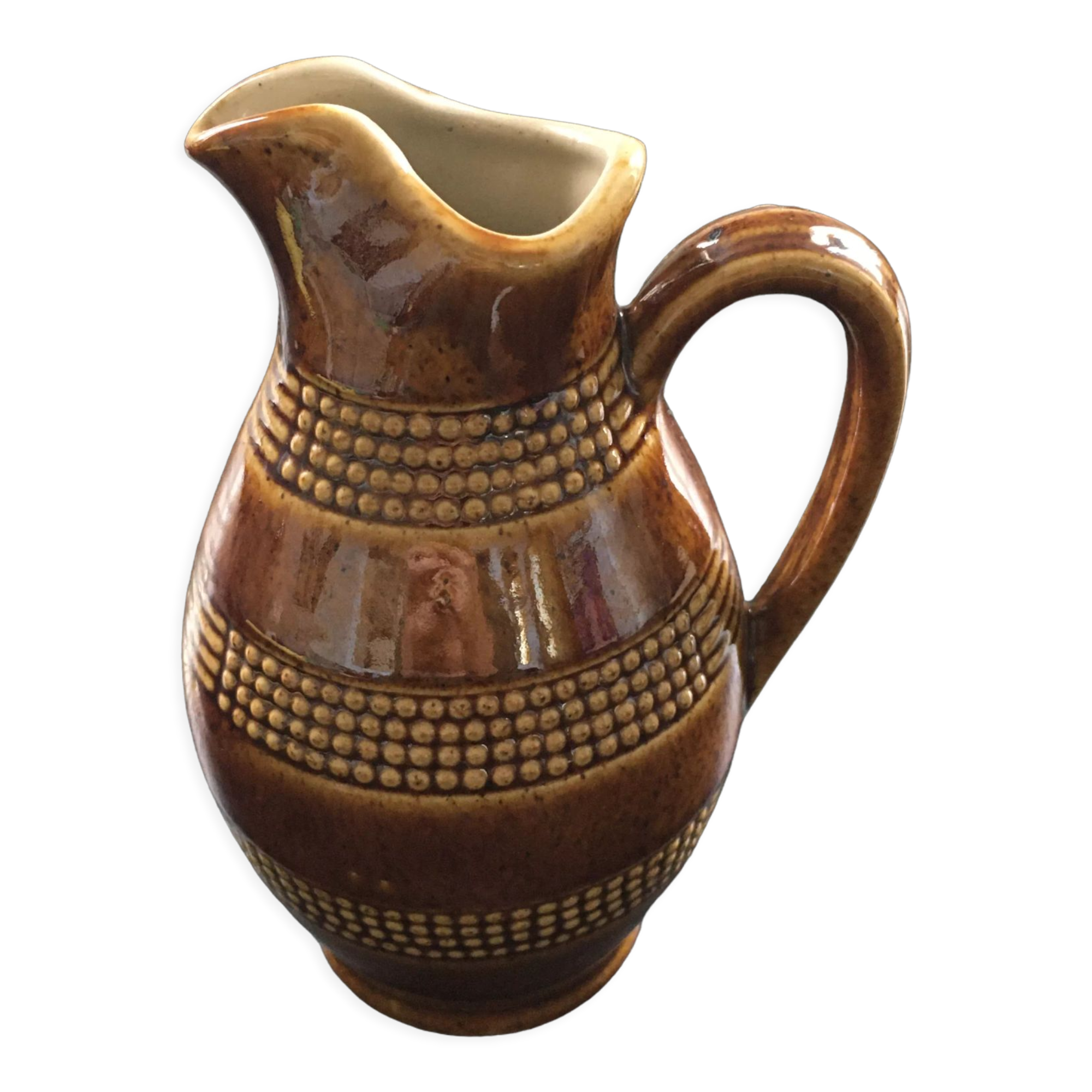 Berry sandstone brown pitcher