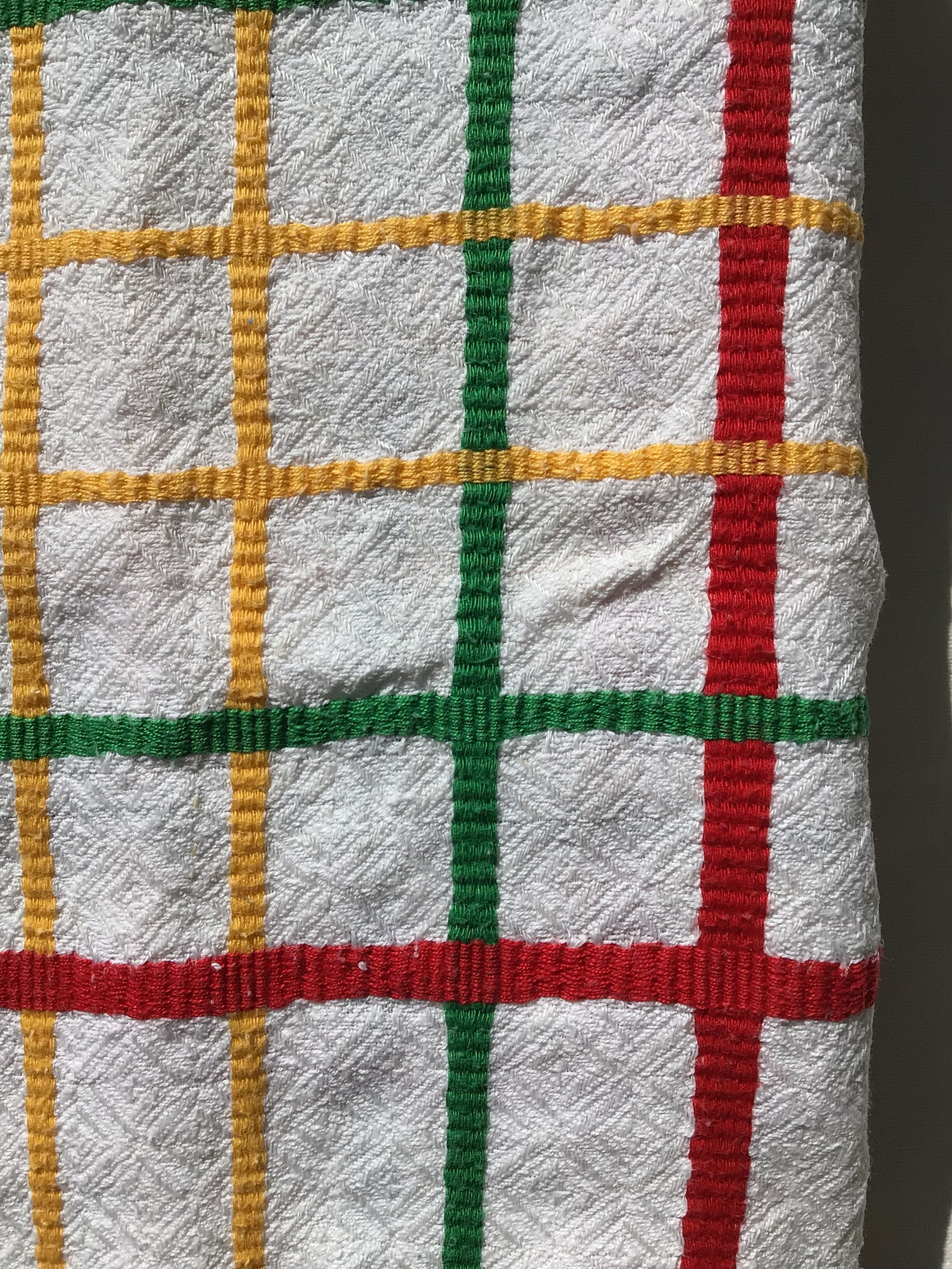 Square tablecloth Basque fabric green red yellow