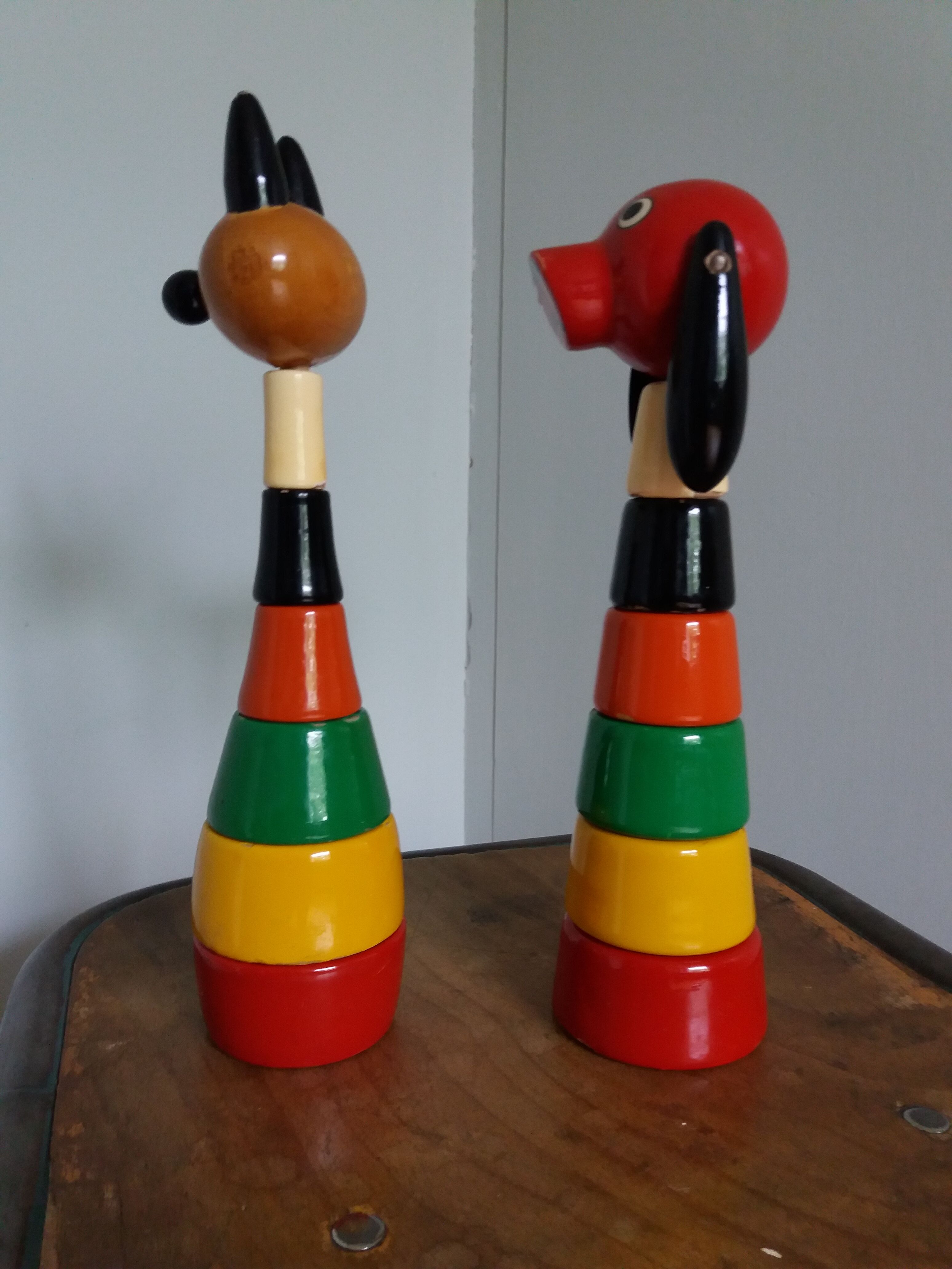 Wooden cat and dog stack toys