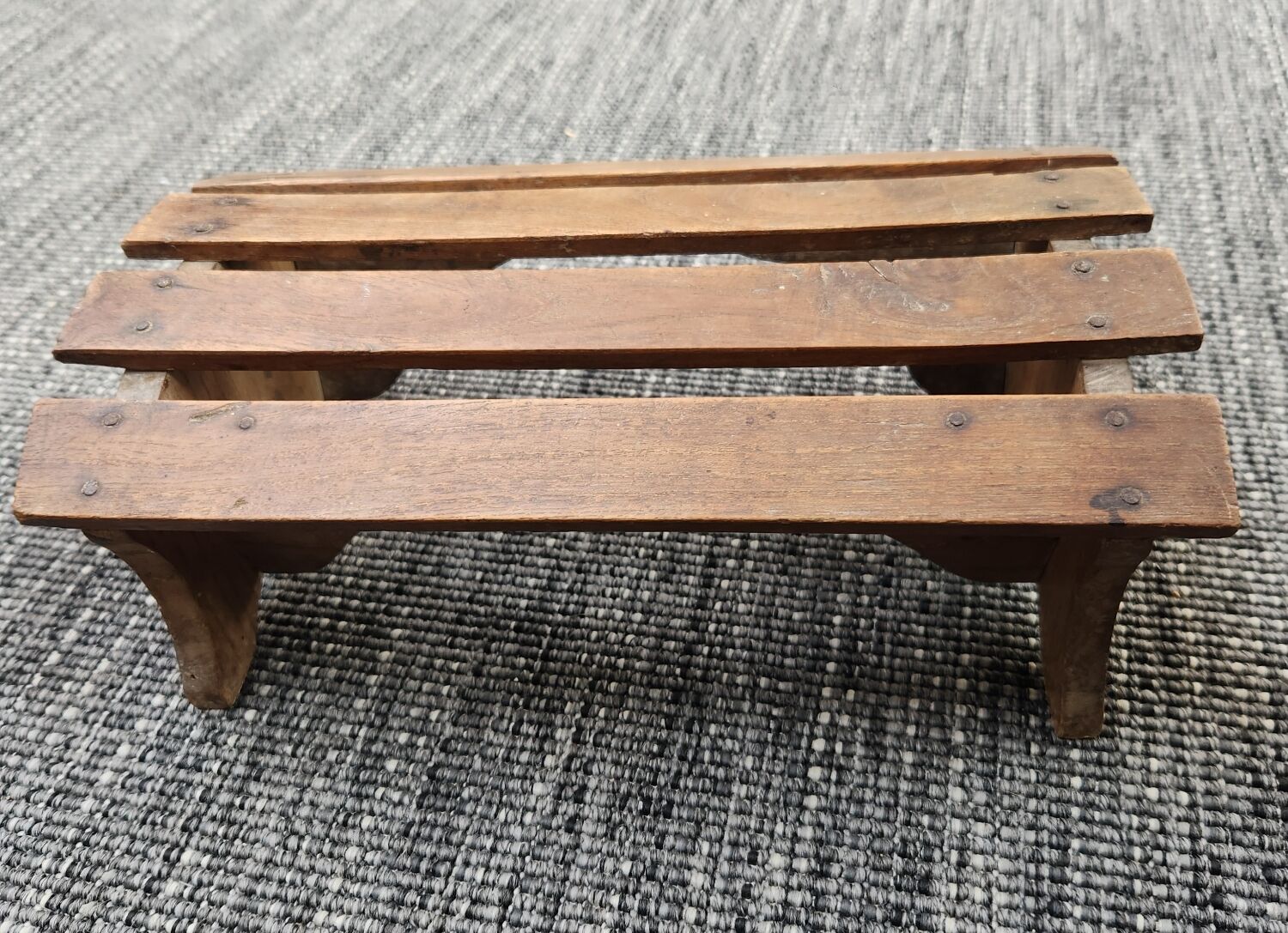 Small bench/Footrest in antique wood