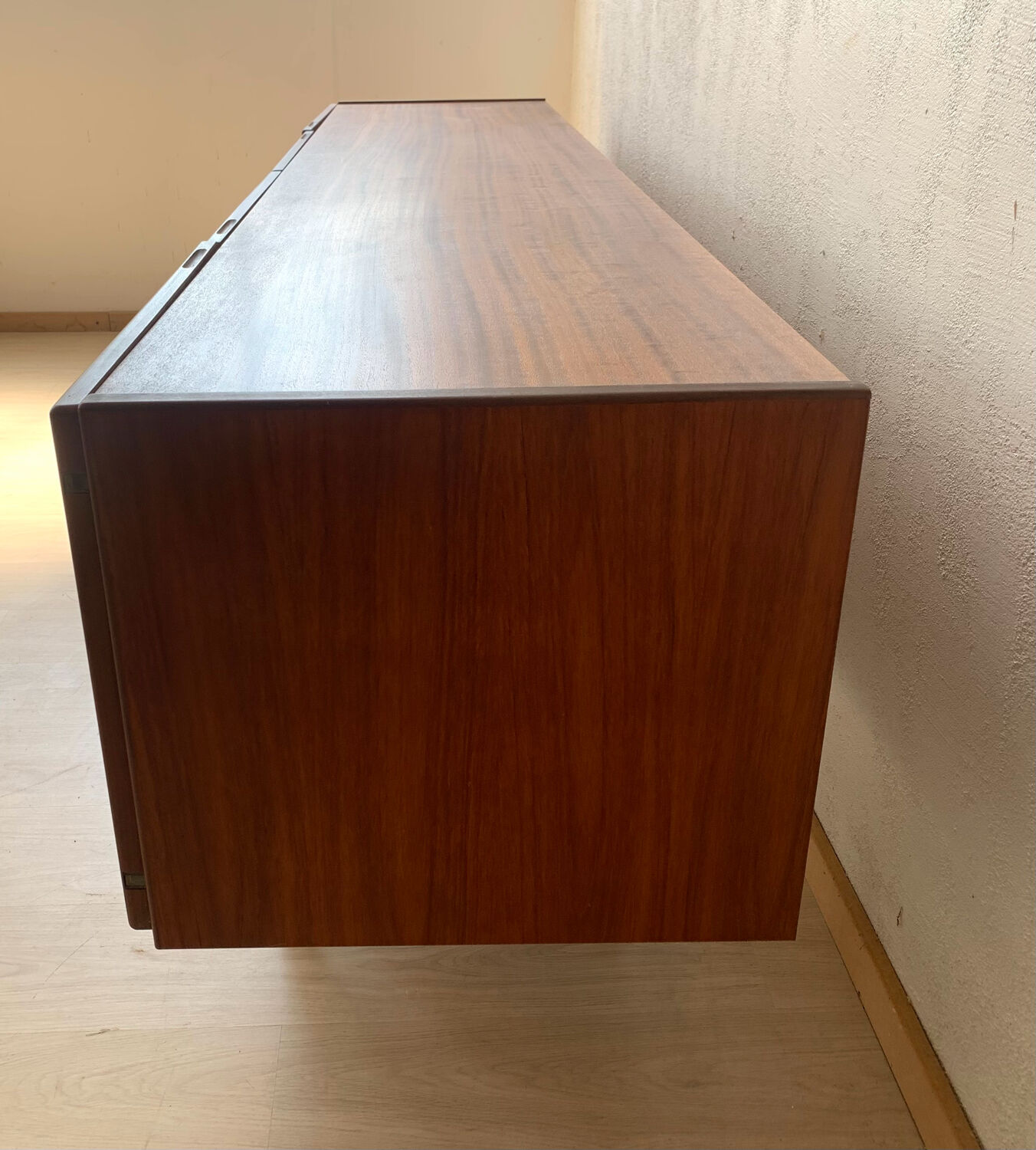 Scandinavian enfilade