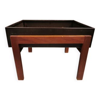 Danish-designed plant box in teak wood 1960s. With a recessed box (insert).