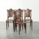 Ensemble de quatre chaises de bistro antiques de la fin du 19e/début du 20e siècle.