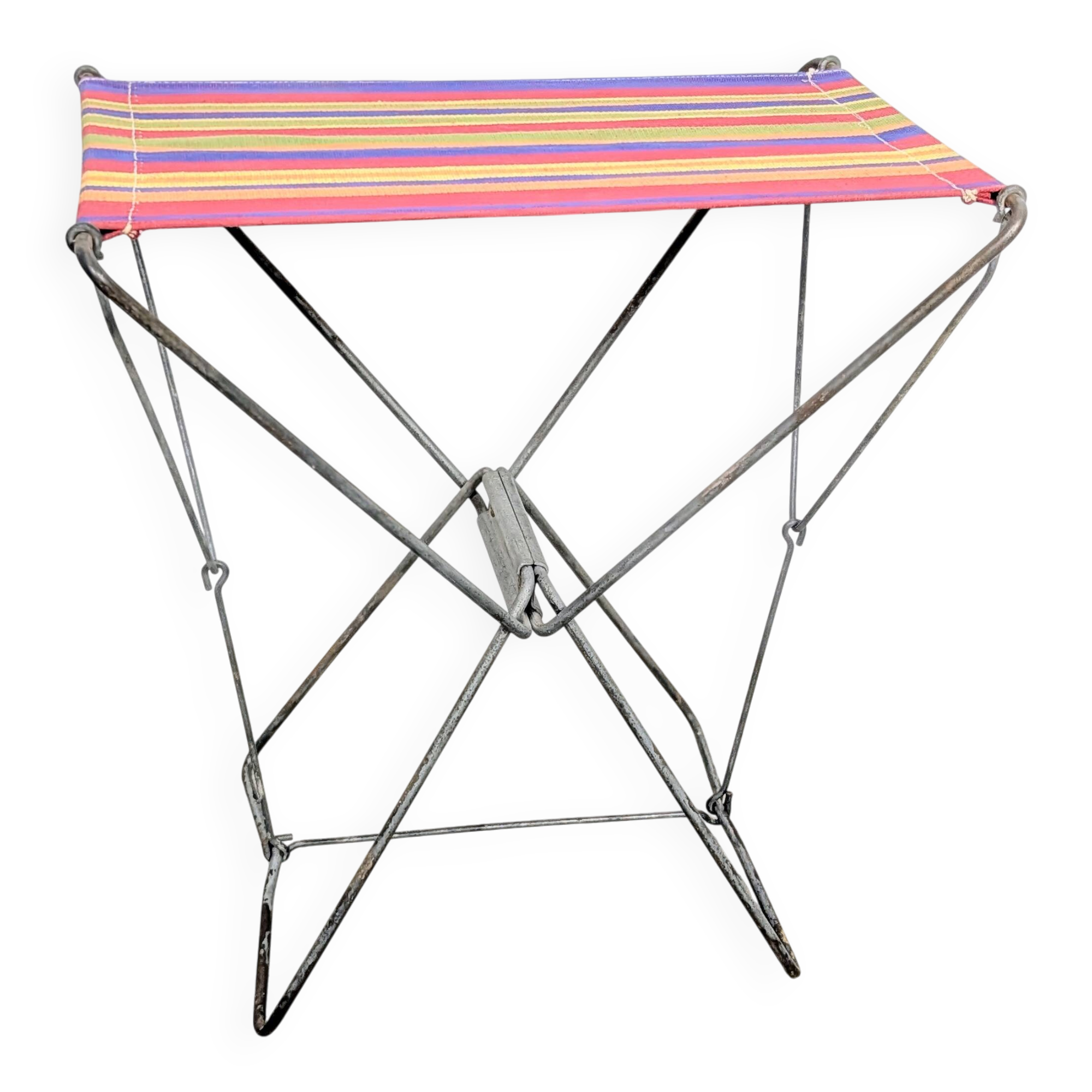 Vintage folding stool with a bayadère fabric pattern.
