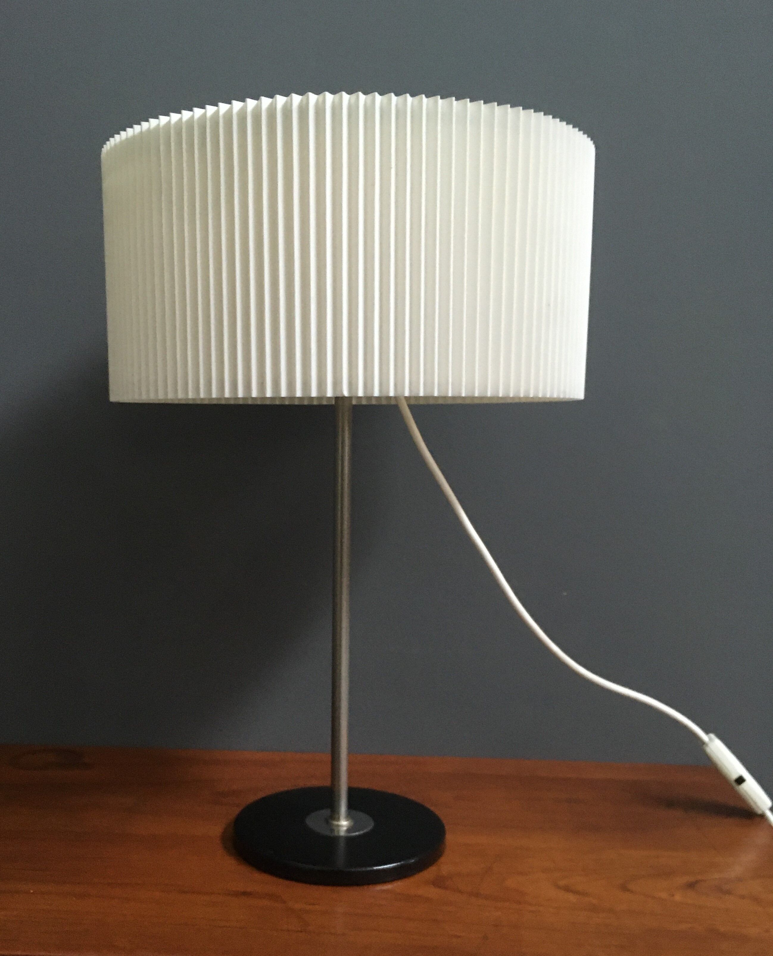 1960s table lamp with a white plissee shade, adjustable in height MCM