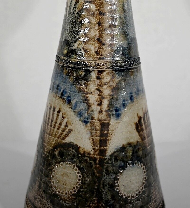 Vase in Salt Sandstone, signed J-C. Courjault for Keraluc Quimper - 1960