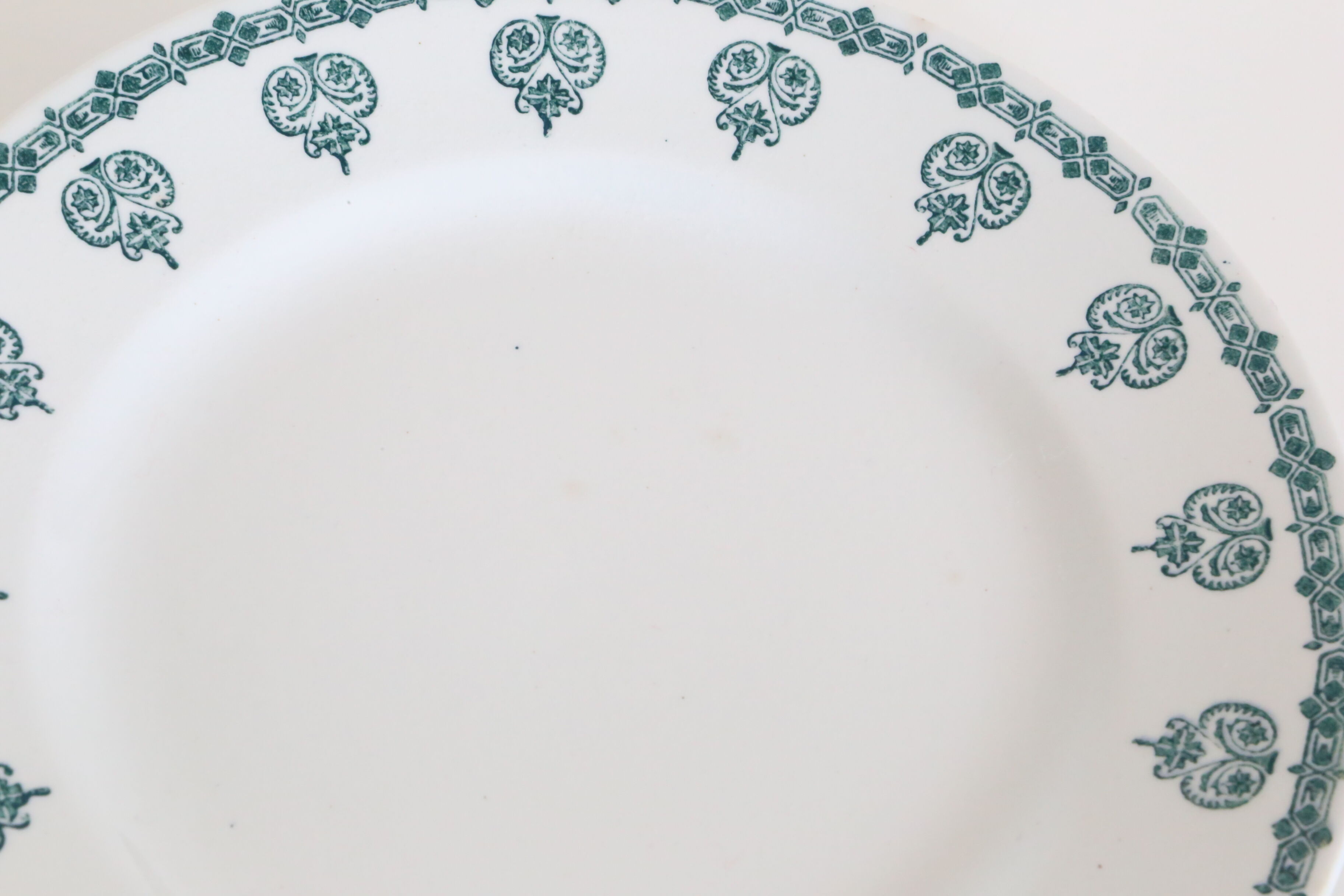 Dessert plate in earthenware style Ceranord iron earth
