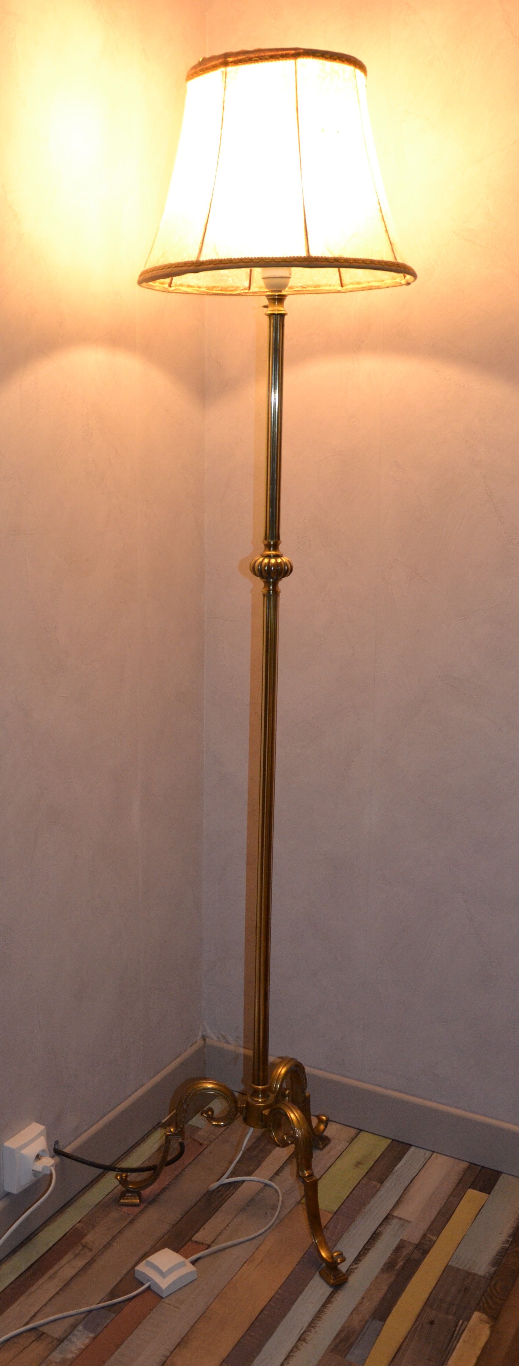 Louis XV style lamppost in gilded bronze