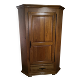 Corner cupboard