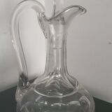 Carafe en verre taillé