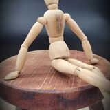 Round tripod stool cowherd