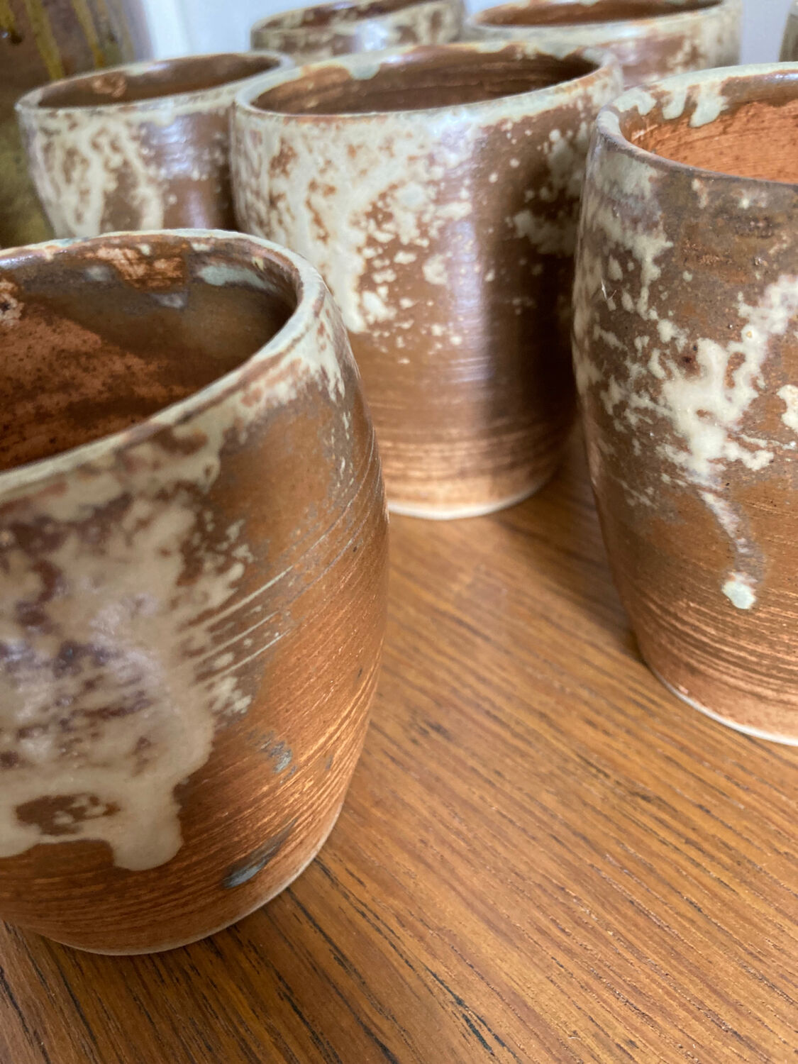 Terracotta and gray orangeade service