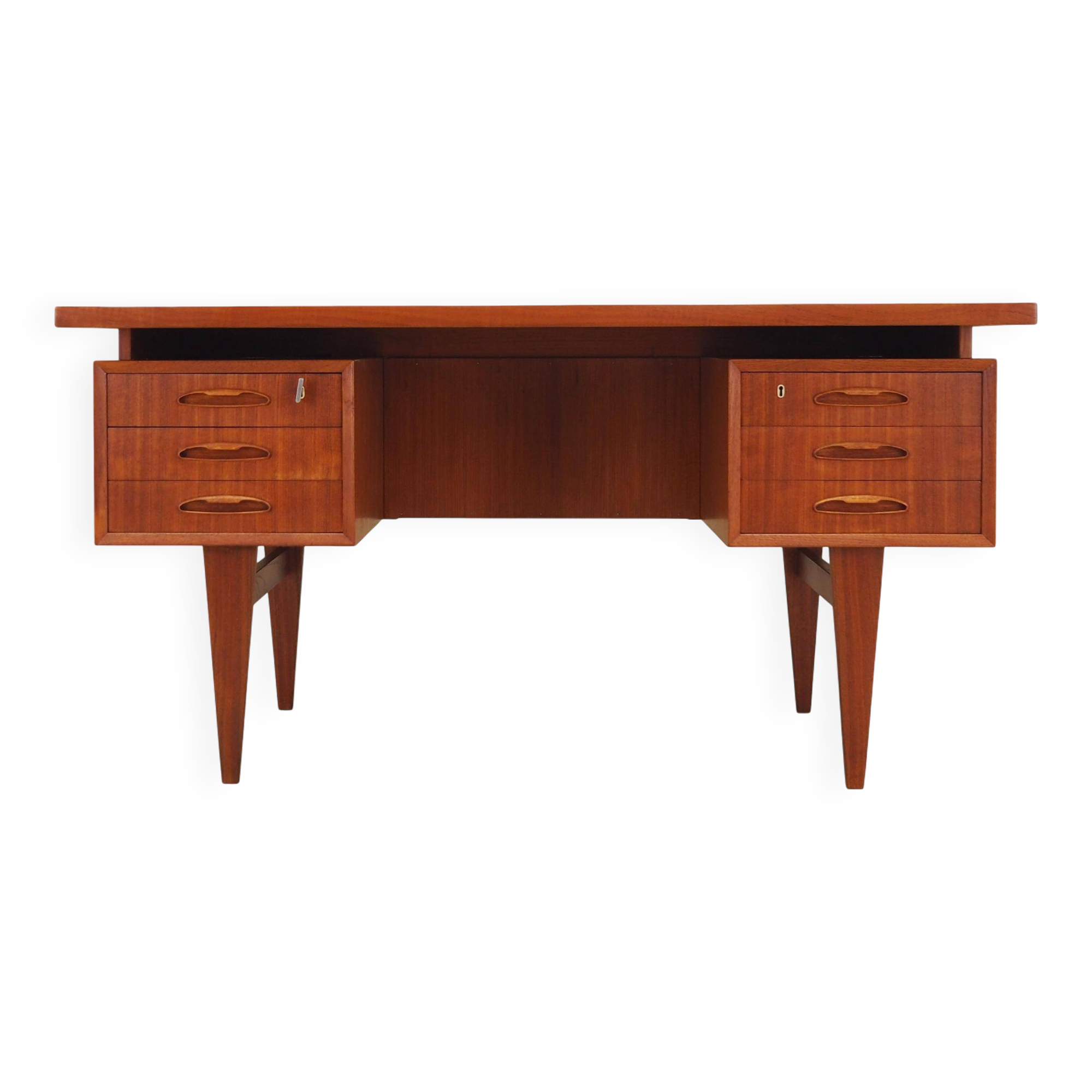 Teak desk, Danish design, 1970s, production: Denmark