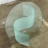 Table basse ovale en verre avec pied en forme de vague