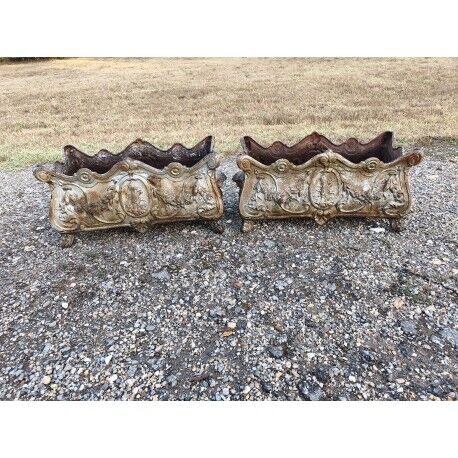 Pair of cast iron planters from 1900 in Rococo style, Charleville - Mézières
