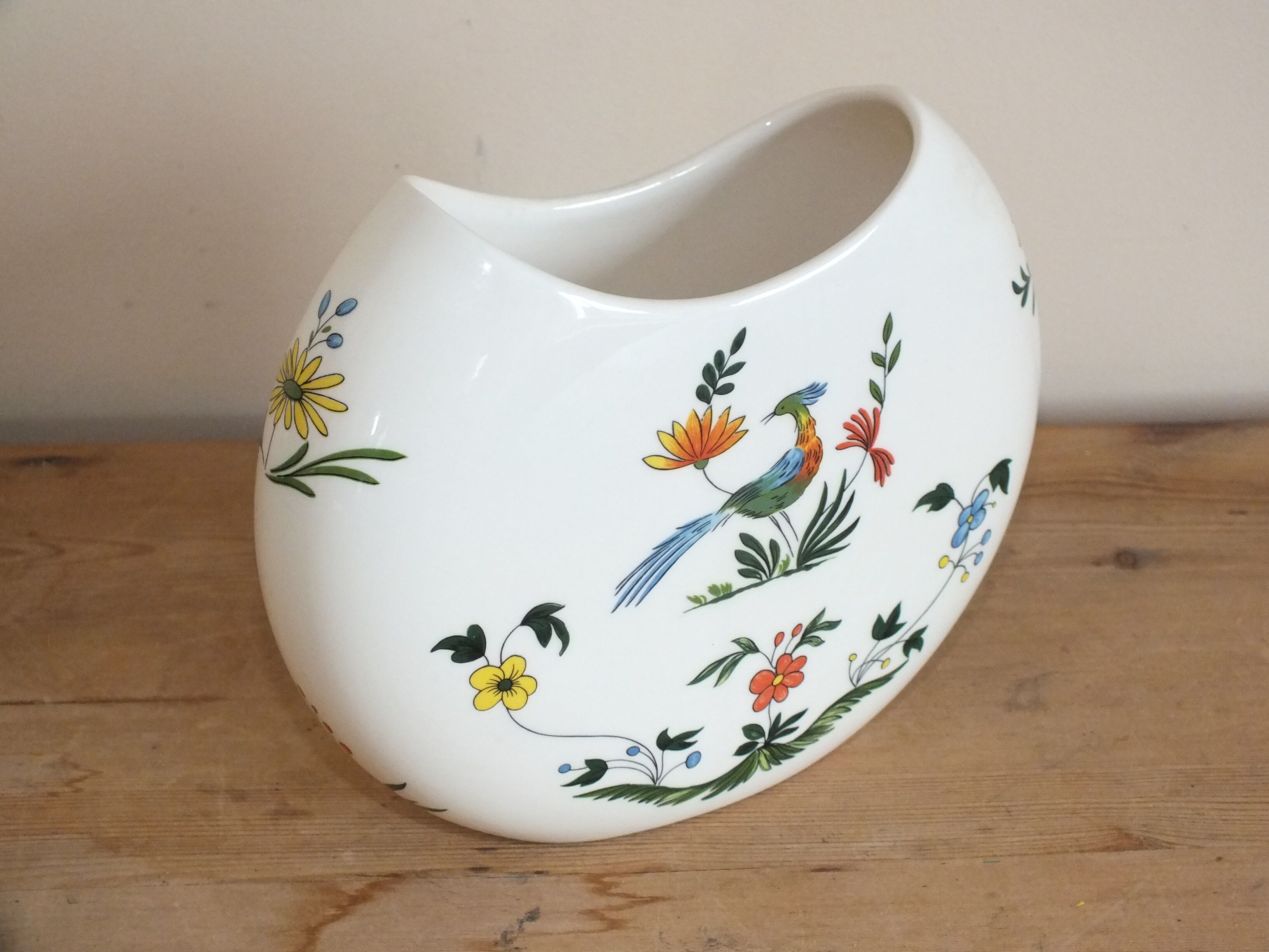 Half-moon vase Gien decoration Birds of Paradise