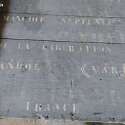 Large trunk/old chest, entirely original - address BANDOL