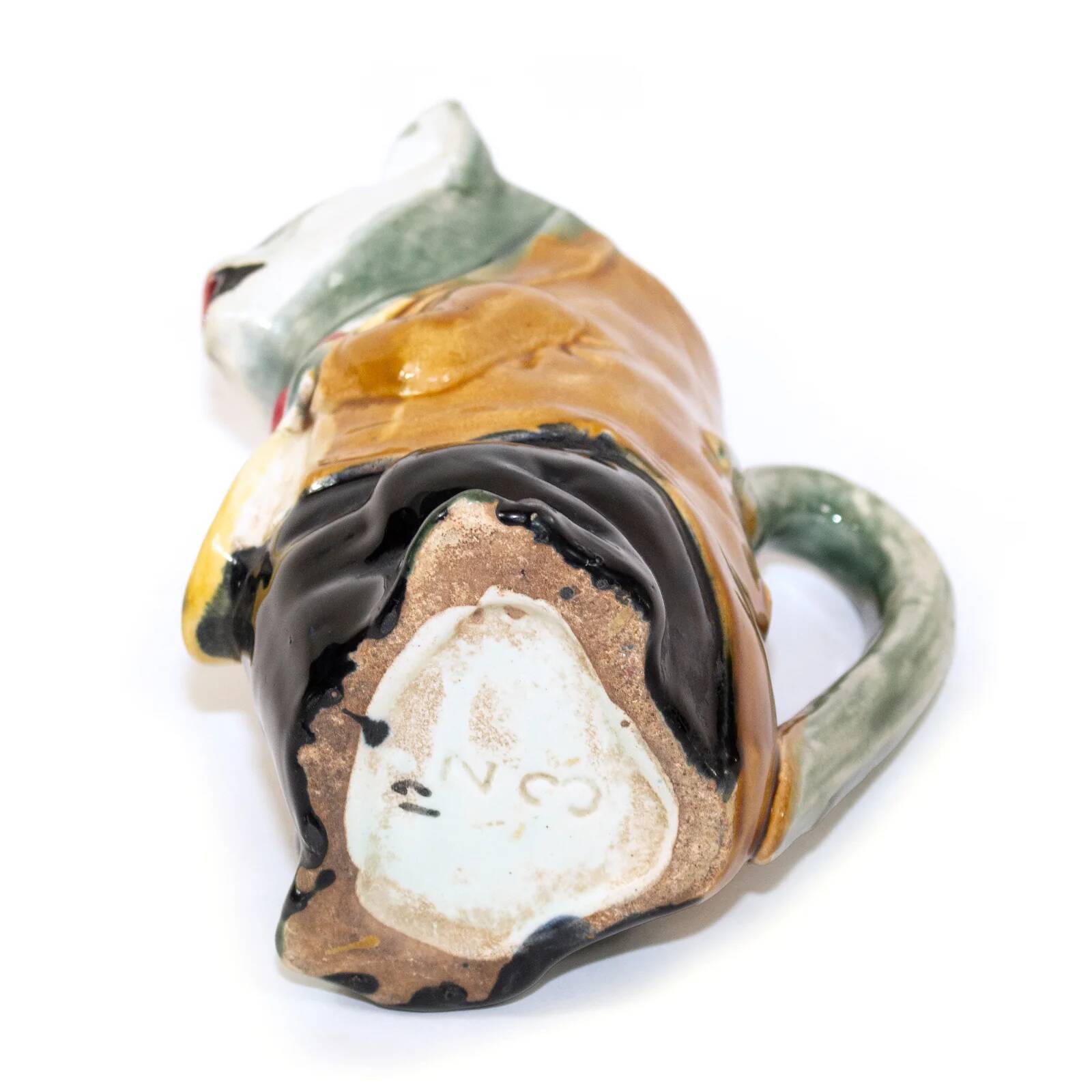 Figurative jug in majolica cat