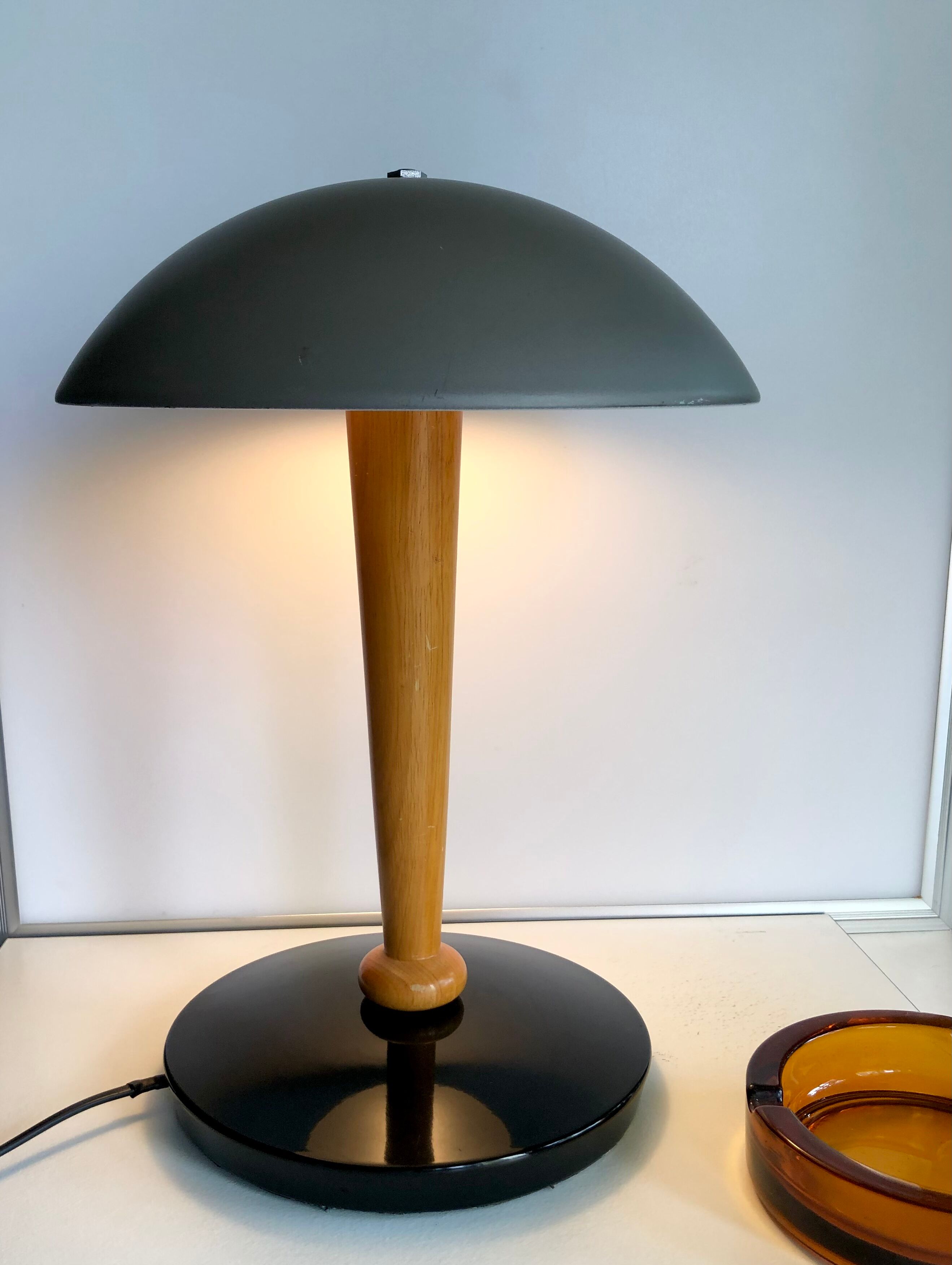 Art deco champion lamp