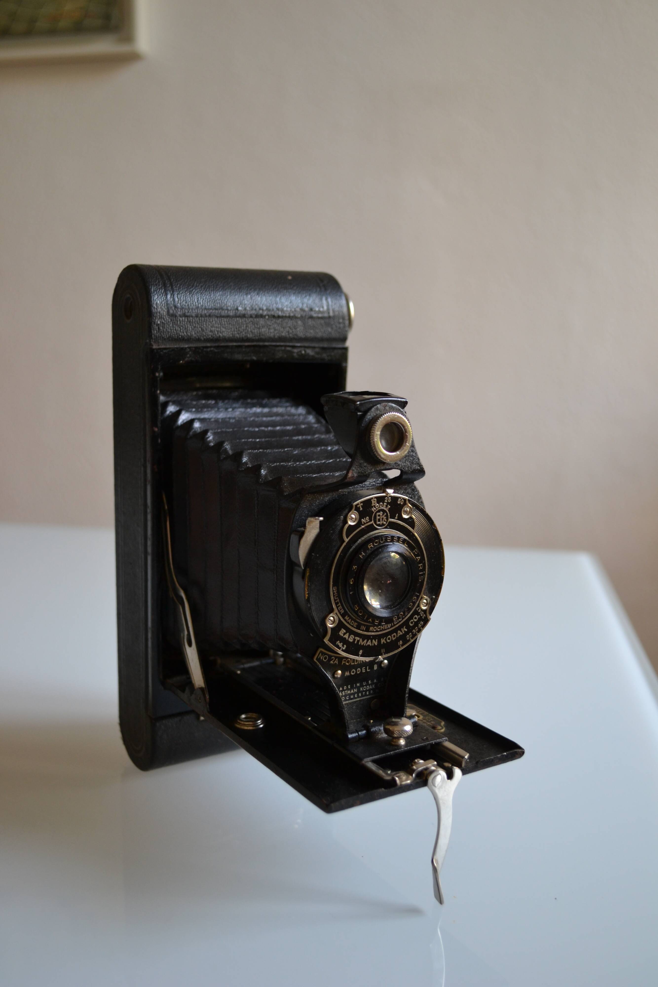 Eastman Kodak Co N° 2A Folding Hawk eye model B old bellows camera