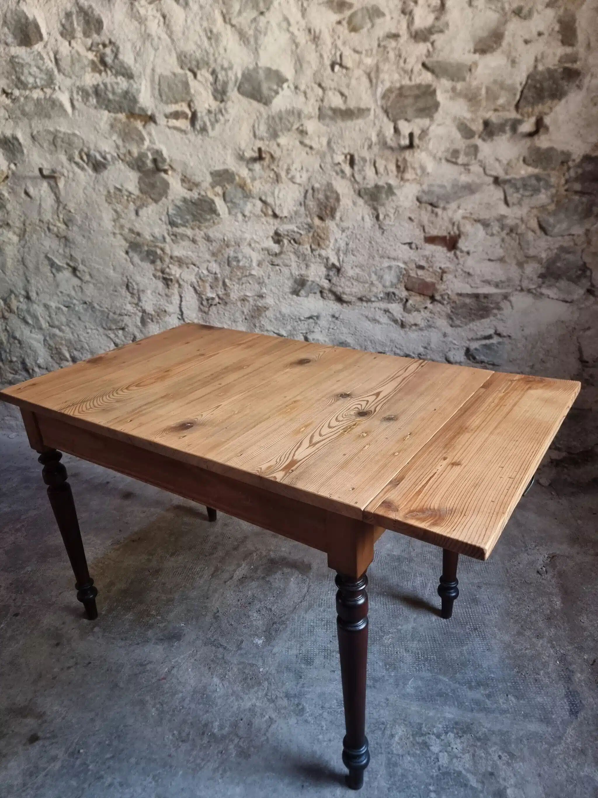 Table vintage française en pin avec rallonge latérale vers 1930, table de cuisine ou bureau