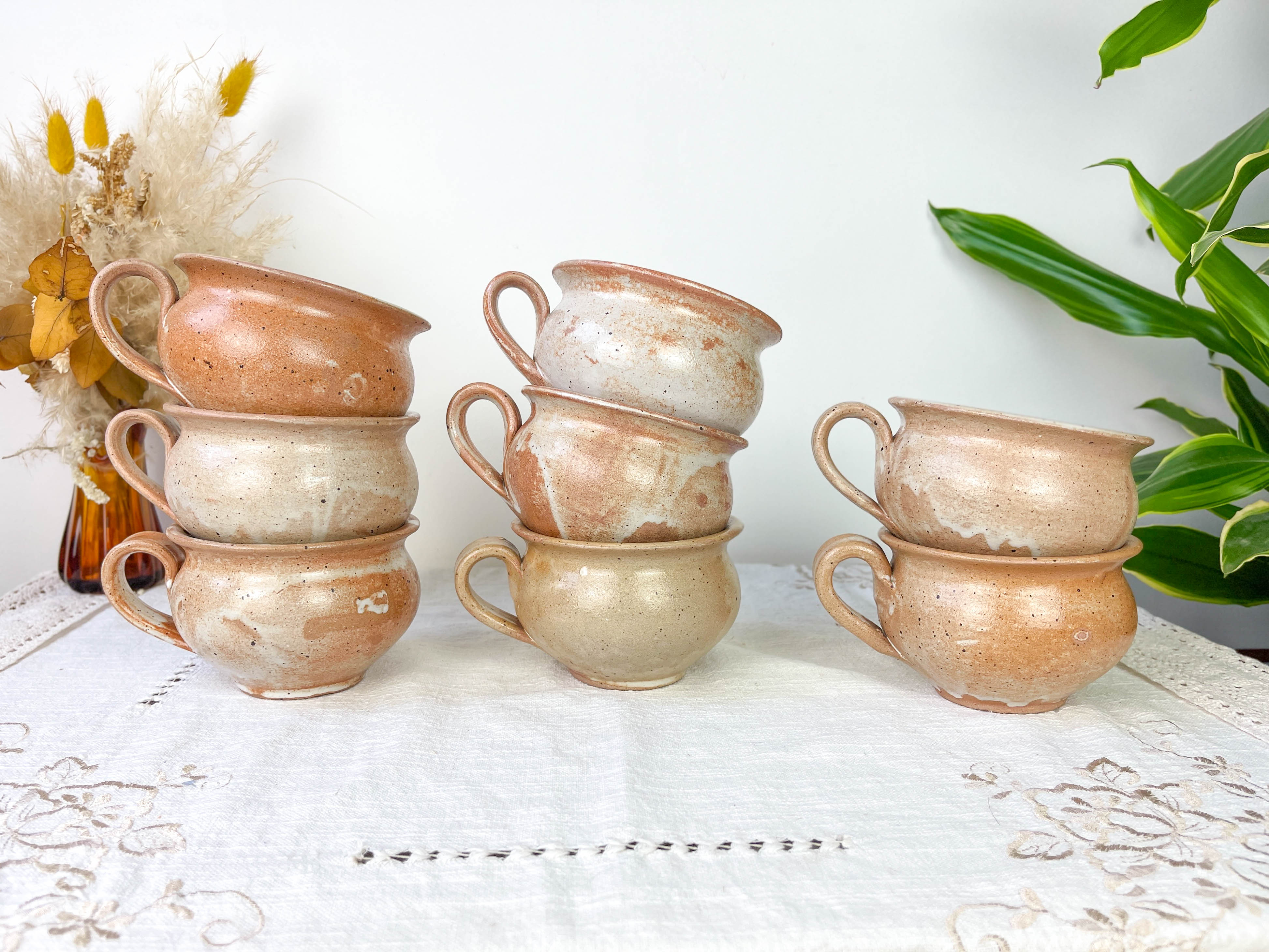8 cups in vintage enamelled stoneware