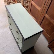 Green chest of drawers 3 drawers