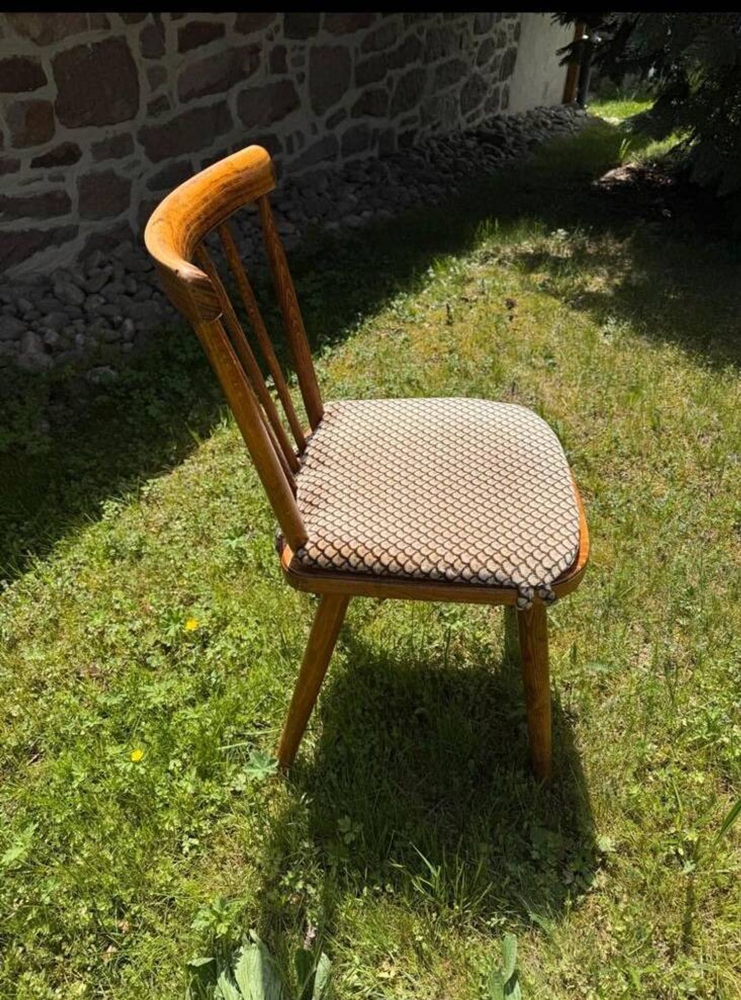 21 Scandinavian design bistro chairs