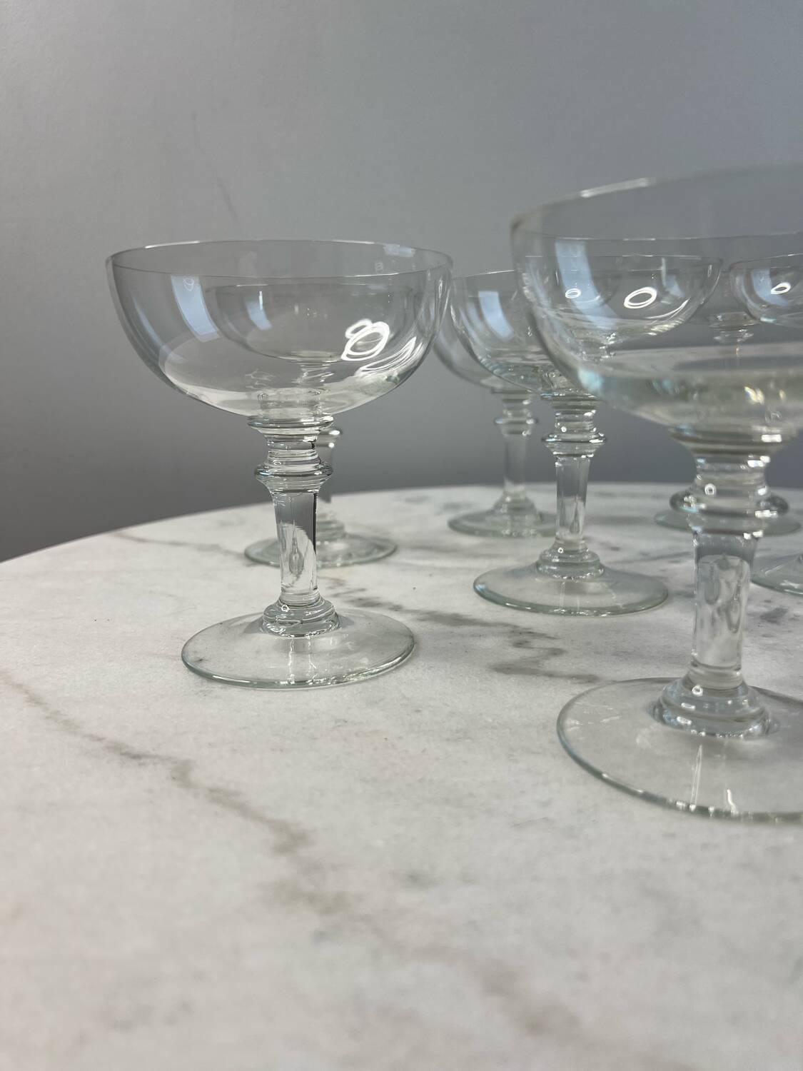 Set of 9 stemmed glasses