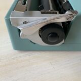 Olivetti Lettera 32 typewriter