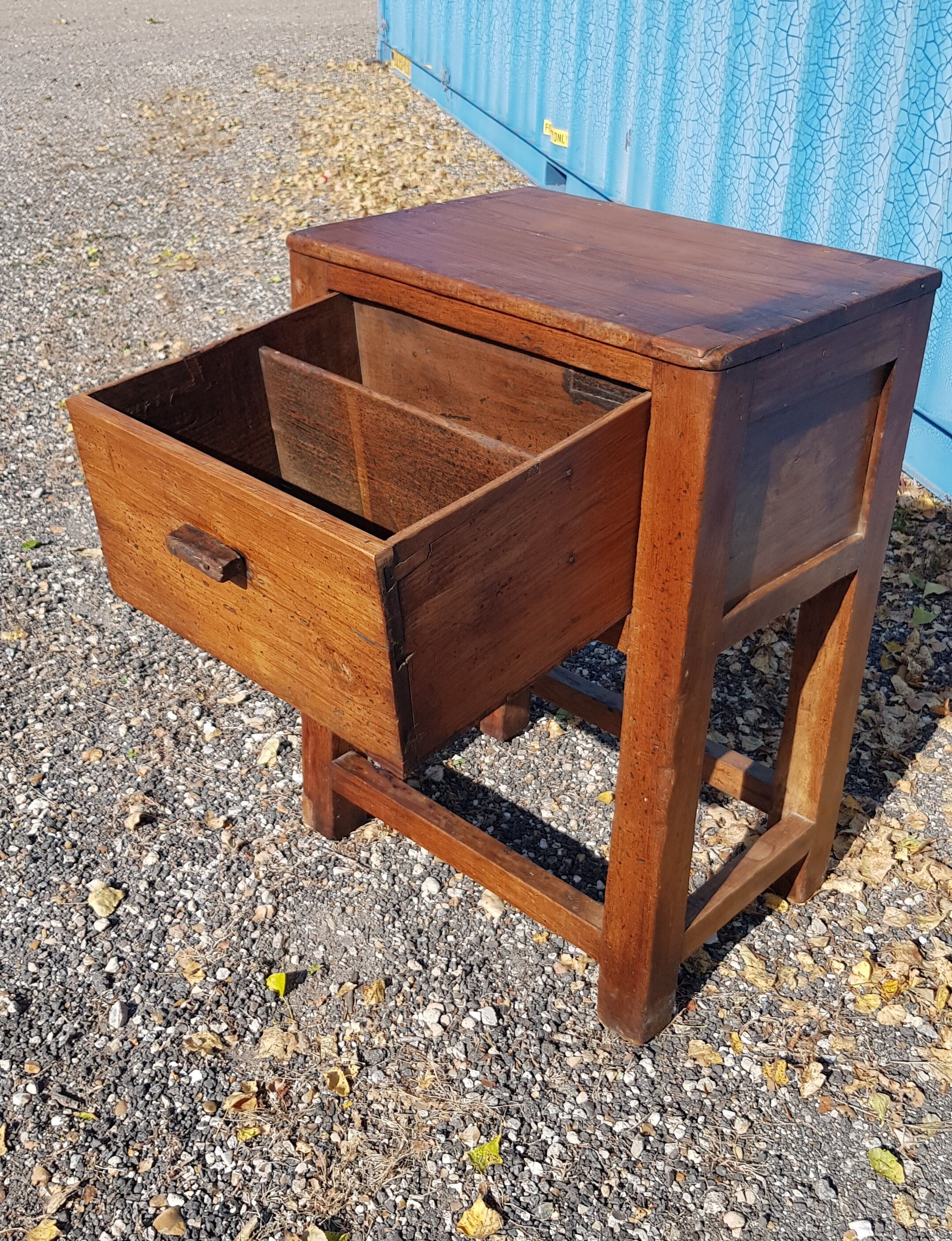 Old log / artisan furniture in solid teak