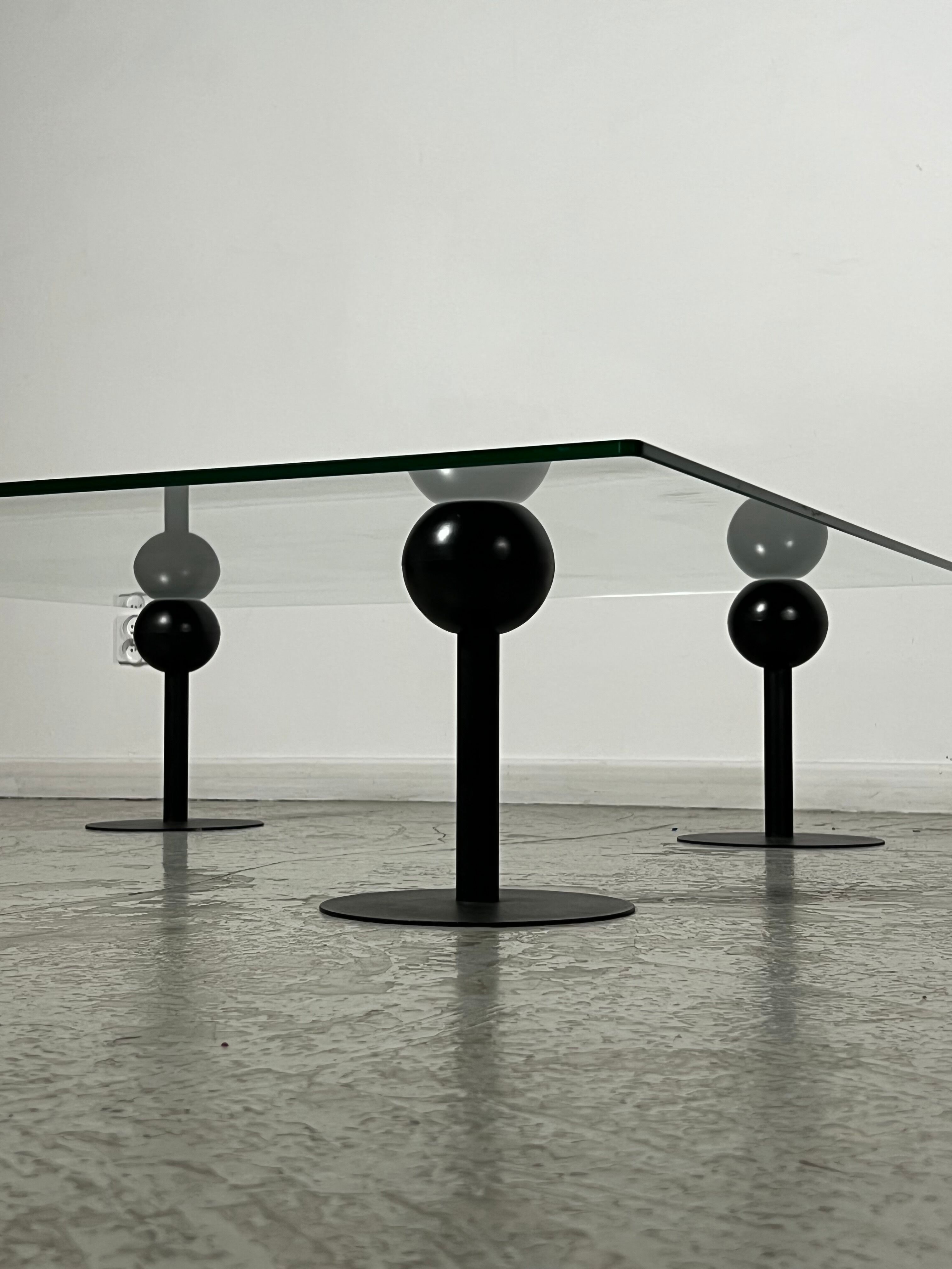 Pepper Young coffee table by Philipe Starck for Disform Spain 1978