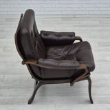 1970s, Scandinavian lounge chair in original condition, brown leather, dark bent wood.