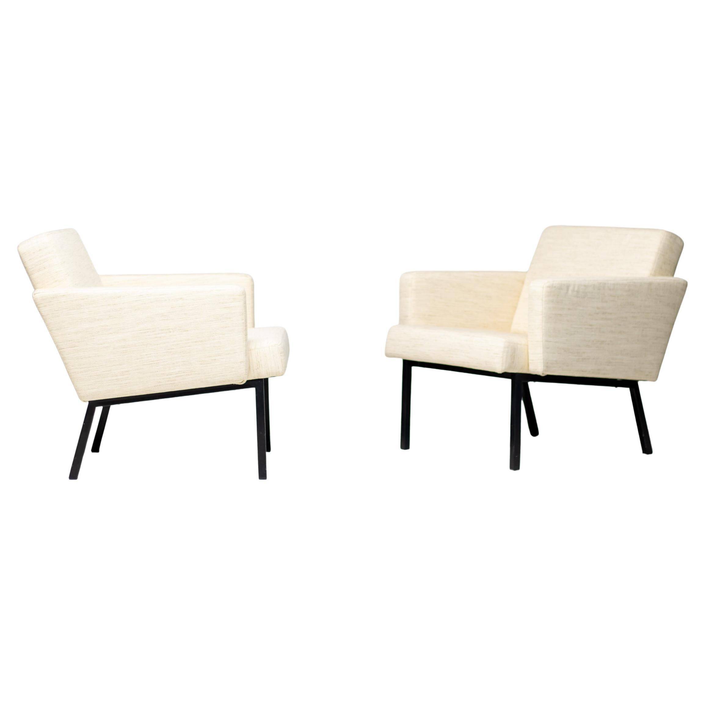 Pair of cream wool lounge chairs Martin Visser SZ48