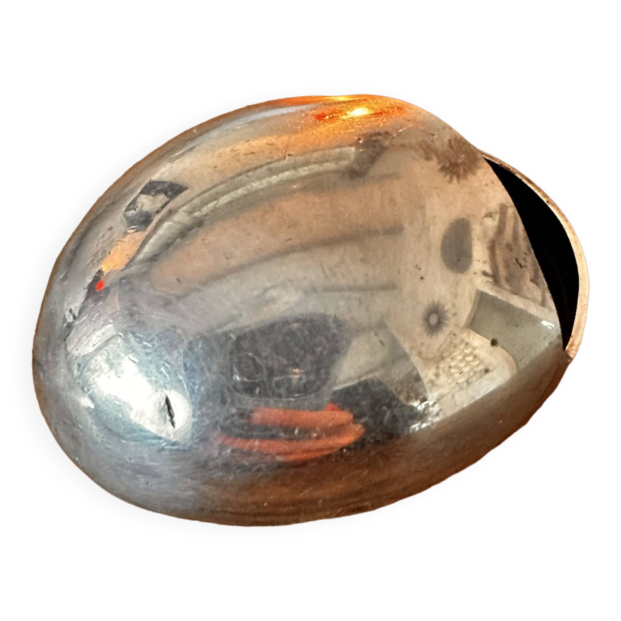 Egg ashtray “the smile” by Carl Cohr