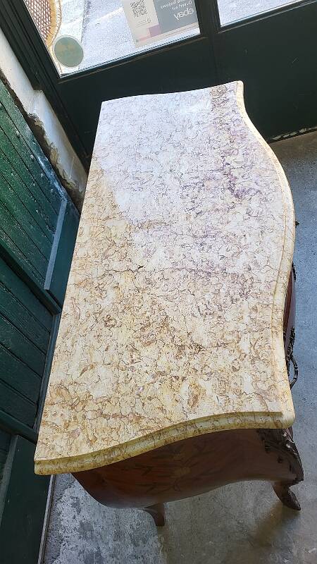 ROSEWOOD COMMODE WITH 2 DRAWERS AND OCHRE MARBLE TOP