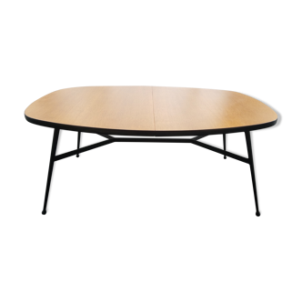 Liftable coffee table