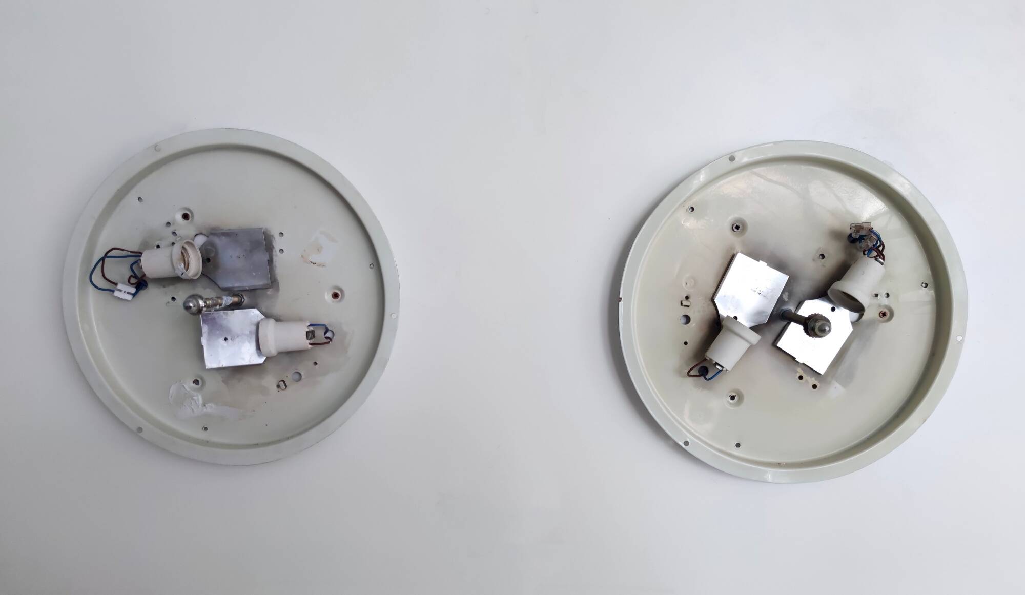 Pair of Round Murano Glass Ceiling Lights or Sconces, Italy