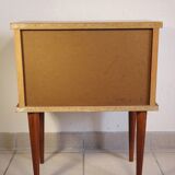 Chevet pieds fuseaux annees 60 - 70