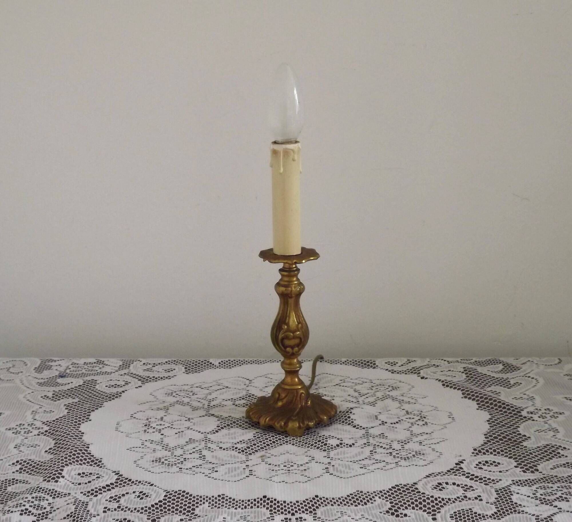 Small Vintage French Art Nouveau Style Bronze Candlestick Table Lamp 5358