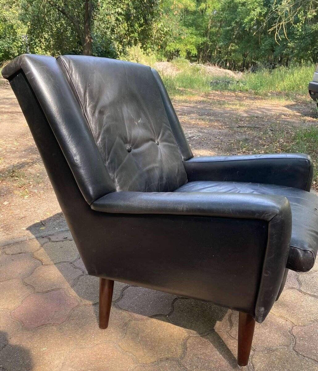 Mid-century Italian armchair, 1960s