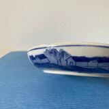 Imari style Chinese porcelain lidded biscuit server