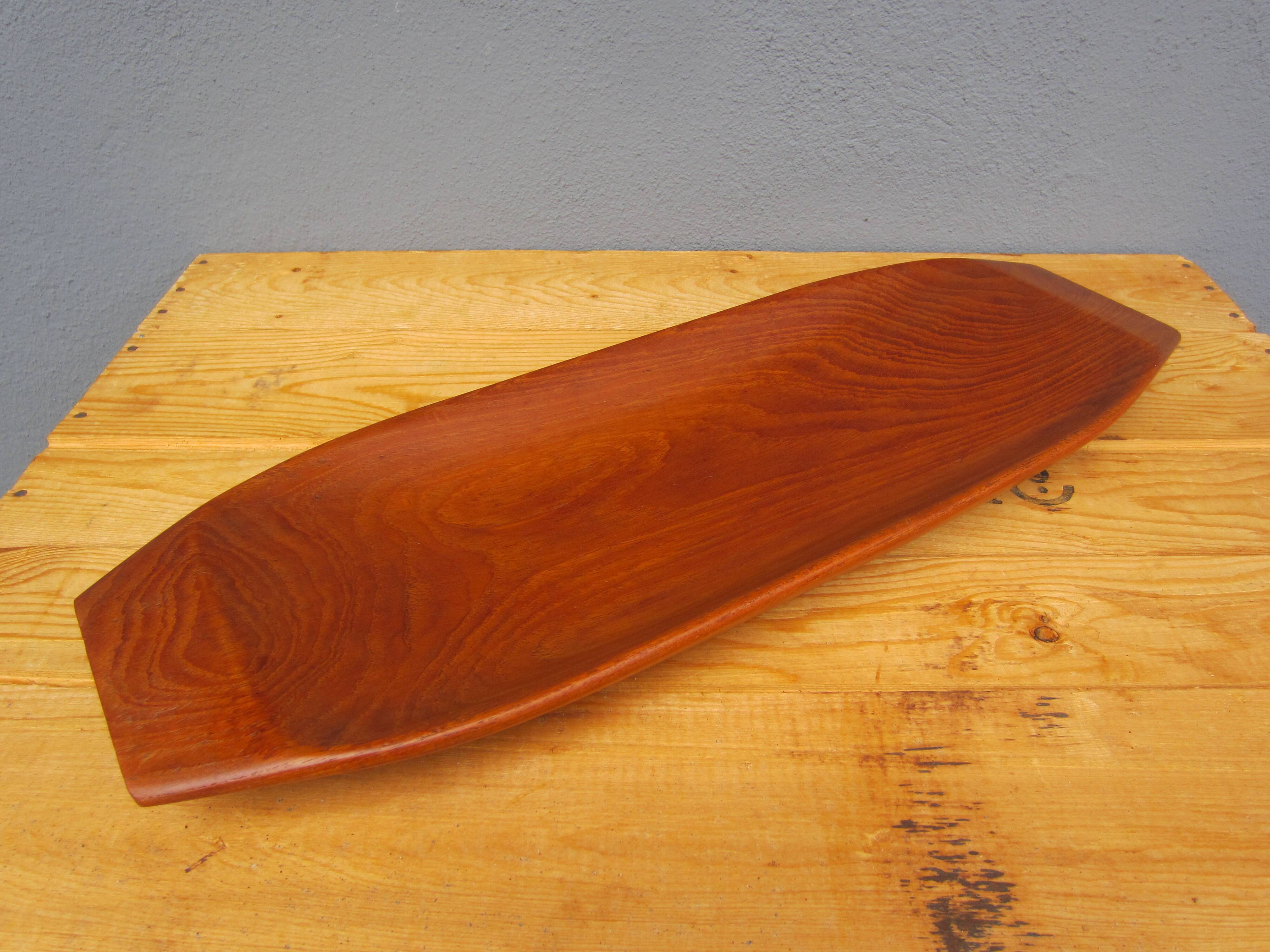 Scandinavian cup in solid teak