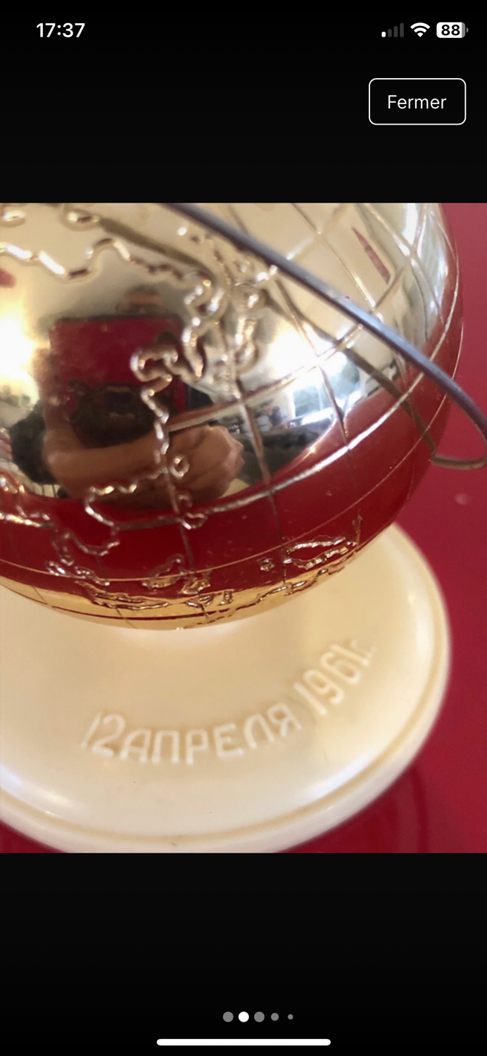 USSR globe souvenir 1961