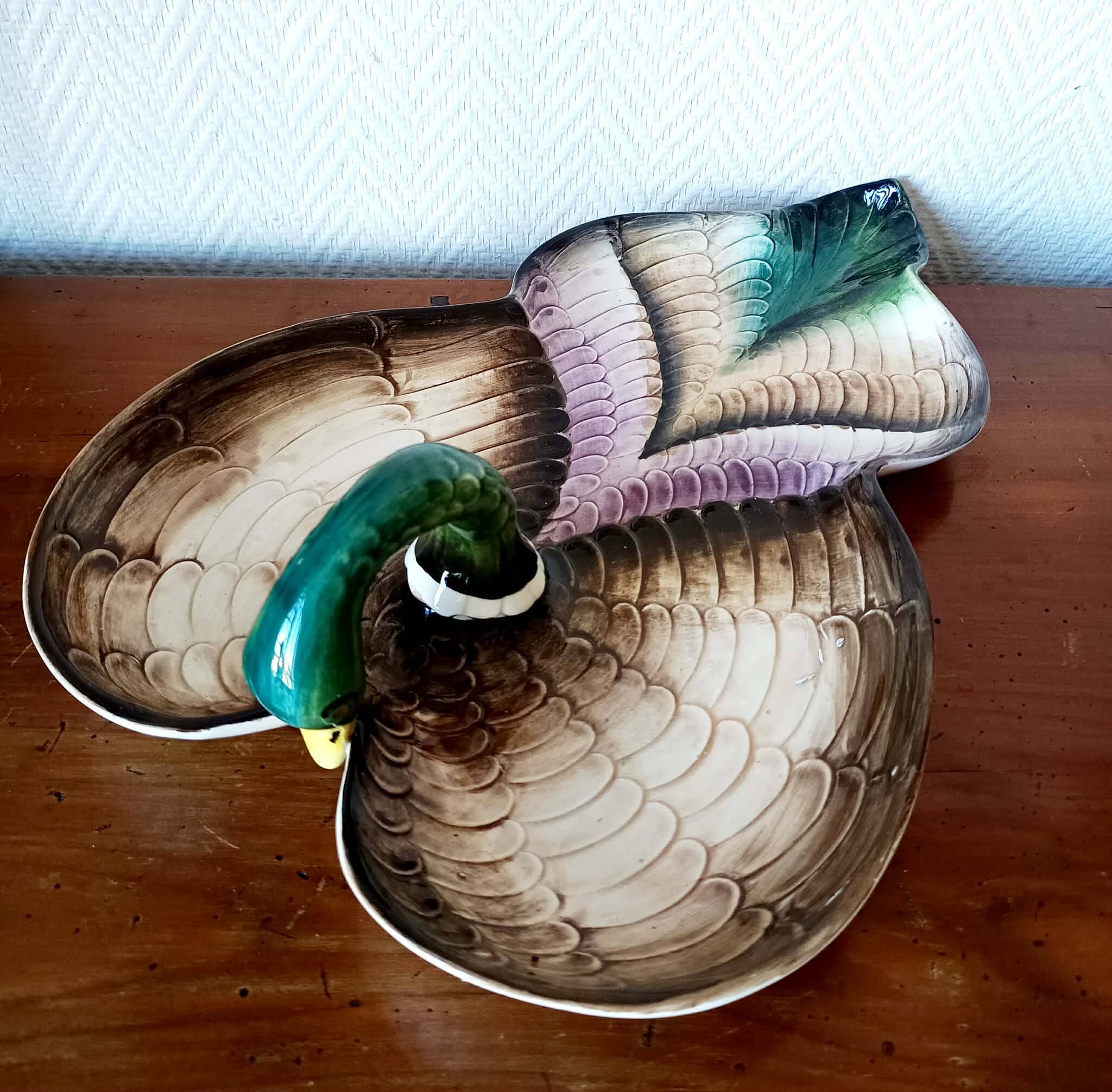 Vintage ceramic duck plate