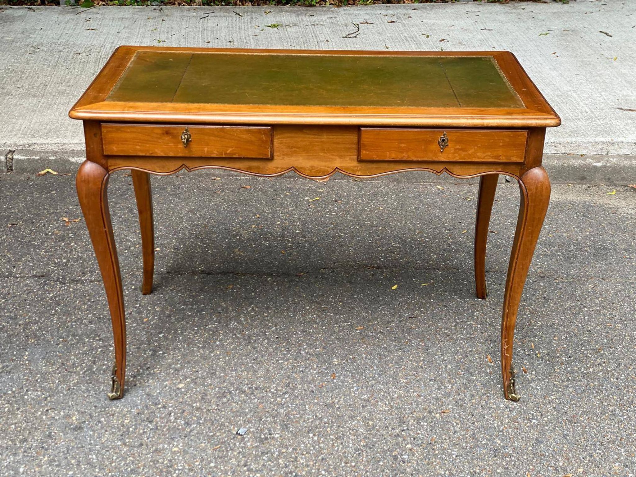 Louis XV style flat desk in solid cherry wood with pull-out extensions and leather top 19